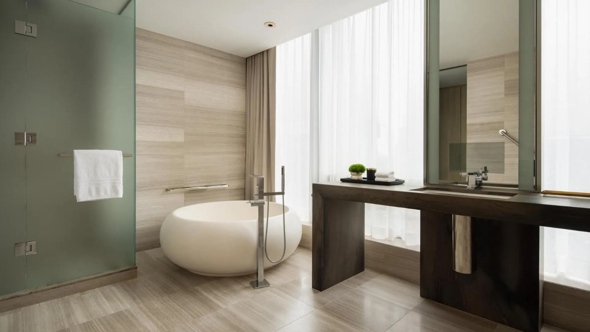 Four Seasons Hotel Toronto Canada