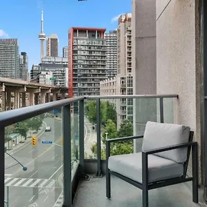 https://cn-tower-view-with-parking-pool-more-amenities.hotelstorontoontario.org