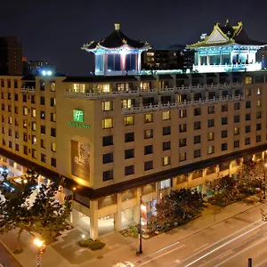 Отель Centre Downtown By Ihg ****